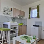 Bosiljak Kuca Za Odmor