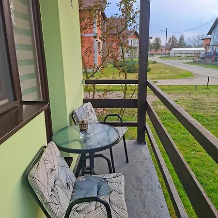 Bosiljak Kuca Za Odmor * Bosanska Gradiska