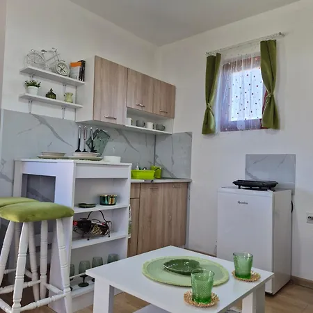 Bosiljak Kuca Za Odmor