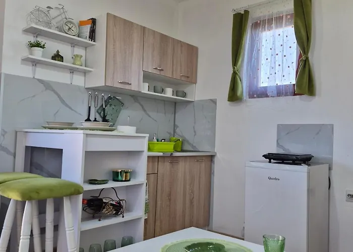 Bosiljak Kuca Za Odmor